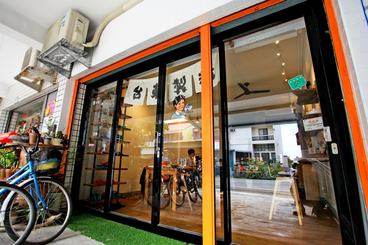 Navel Orange Hostel Taitung Exterior photo